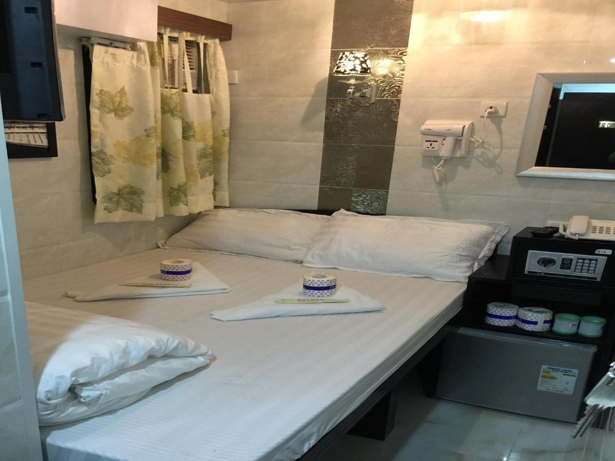 Skyview Hostel Хонконг Екстериор снимка
