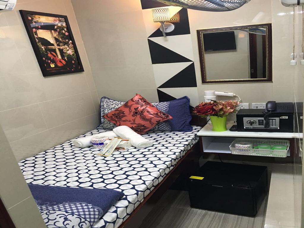 Skyview Hostel Хонконг Екстериор снимка
