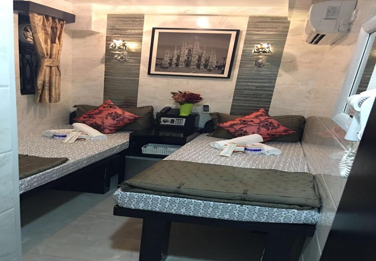 Skyview Hostel Хонконг Екстериор снимка